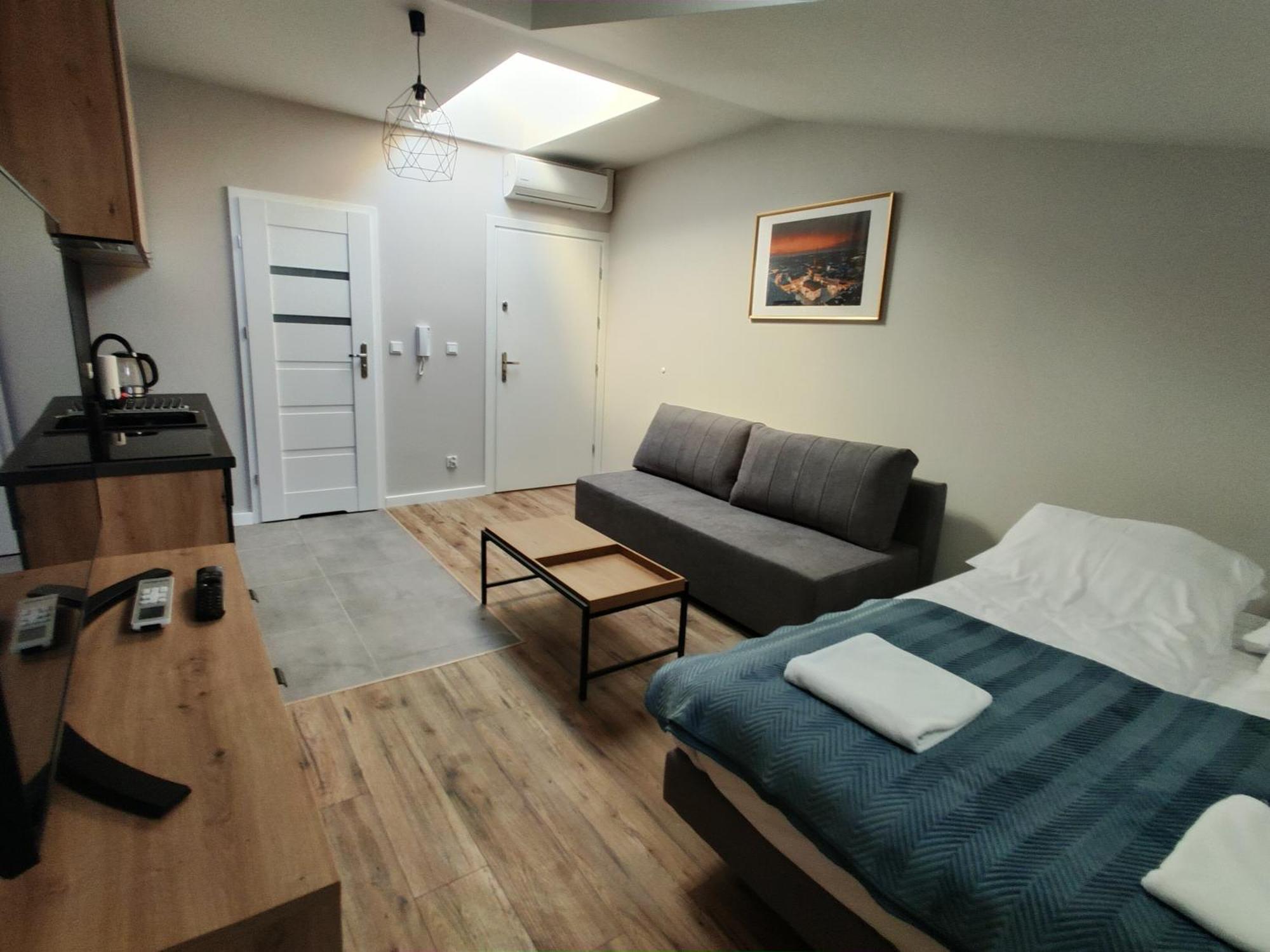 Apartamenty Na Rynku Тарнув Екстер'єр фото