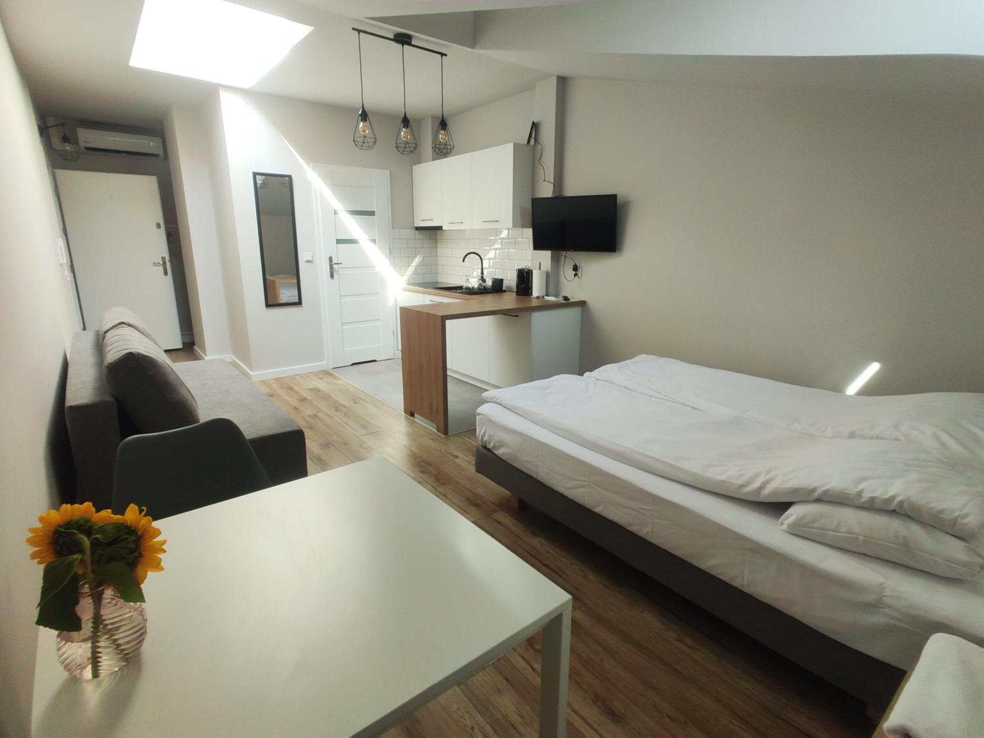 Apartamenty Na Rynku Тарнув Екстер'єр фото